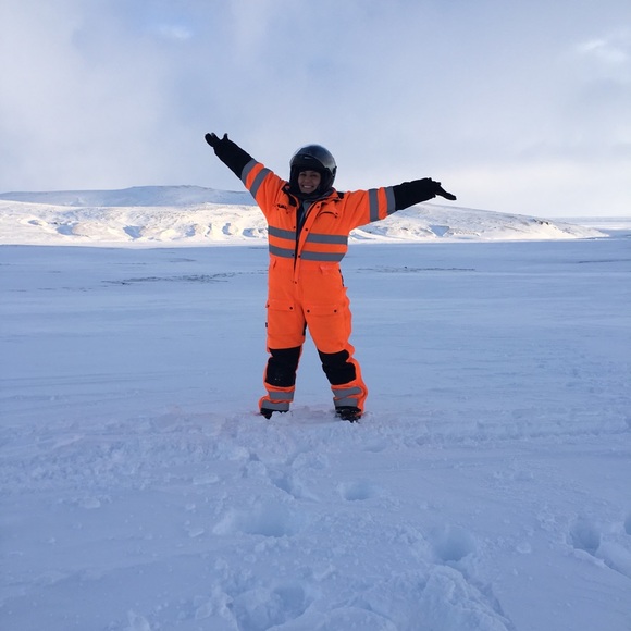 Meet your Posher, Christina - Picture 2 of 8